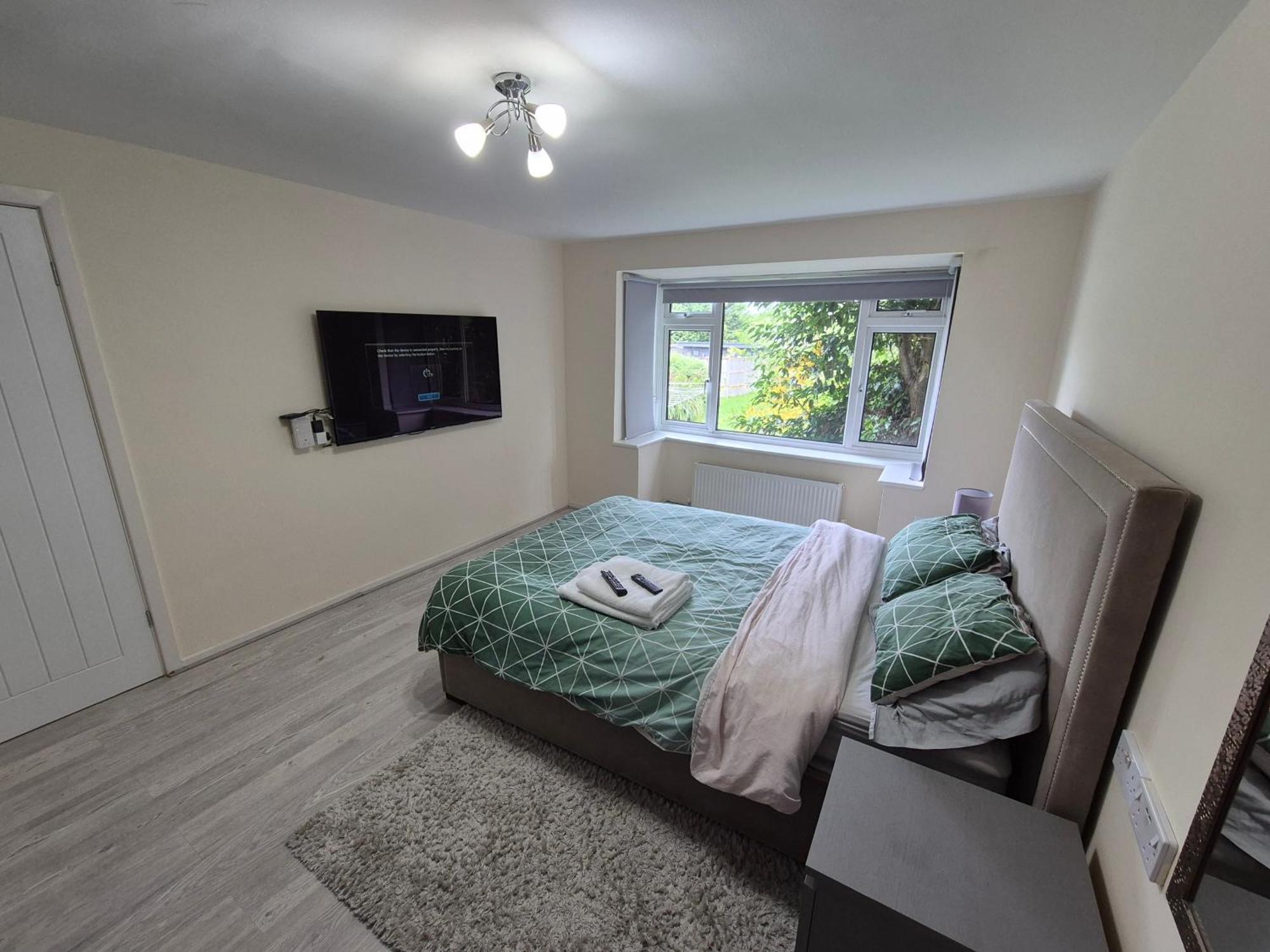 Lovely & Beautiful 2 Bed-Apartment In Богемвуд Экстерьер фото